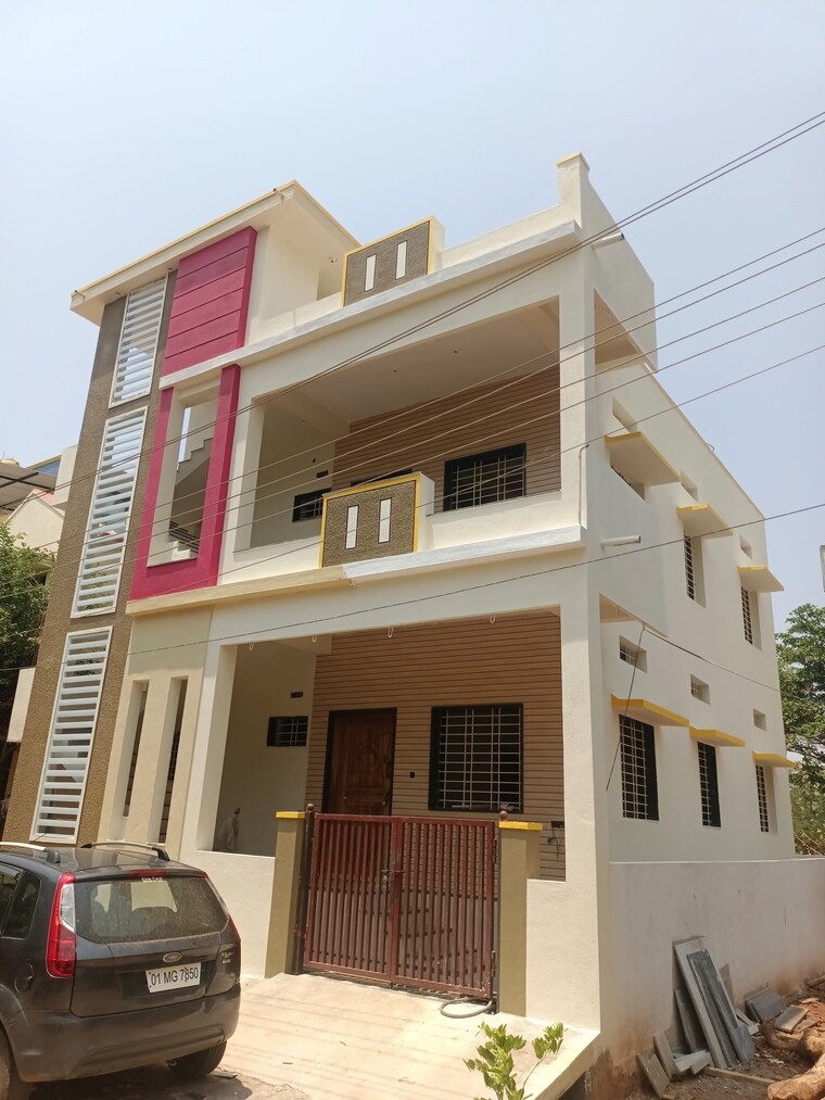 Exterior View, rwa-apartments-sector-50 6 Bedroom 112 Sq.Mt. Villa In Sector 50 Noida 8787601