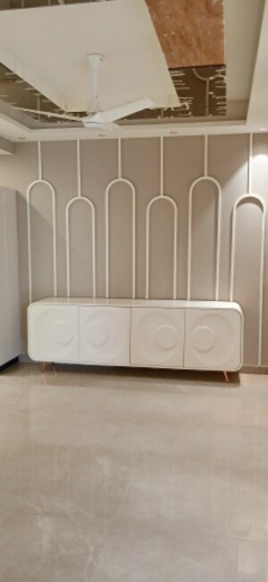 Room in 3 BHK Builder Floor at Sector 85 – for Sale