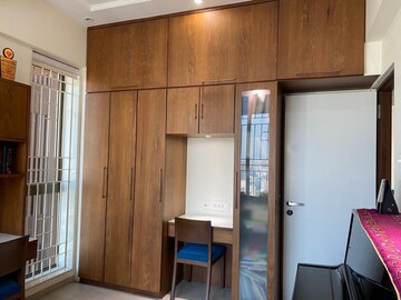Furnished Amenities in 3 BHK Apartment at The Wadhwa Amar Jiwan, Bandra West – for Rent