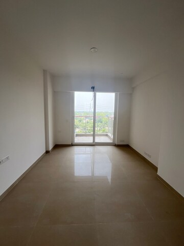 Room in 3 BHK Apartment at Tata La Vida, Sector 113 – for Sale
