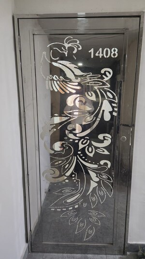 Staircase in 3 BHK Apartment at Amrapali Eden Park, Sector 50 – for Sale