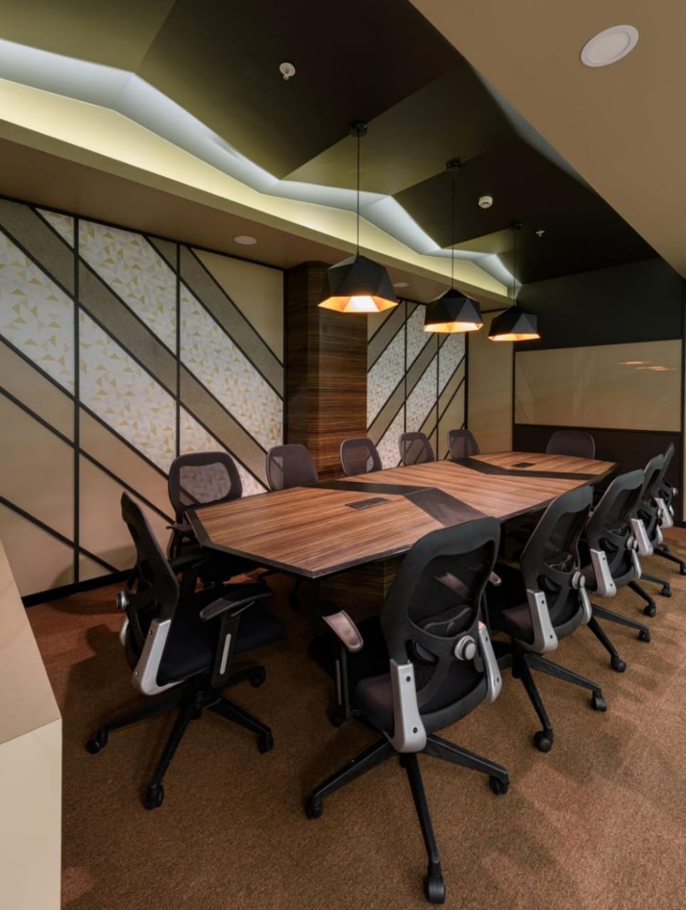 Office Space For Rent in Phoenix Paragon Plaza