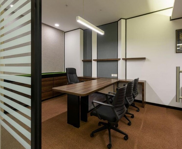 Team Area, phoenix-paragon-plaza Commercial Office Space 5118 Sq.Ft. In Kurla West Mumbai 8787643