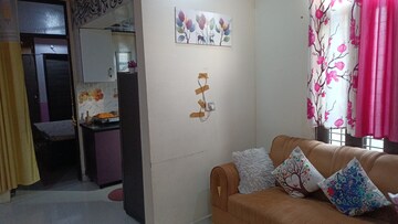 Living Room in 2 BHK Builder Floor at Vaishali Sector 6 – for Rent