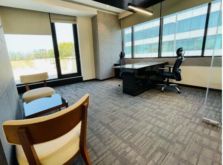 Team Area, phoenix-paragon-plaza Commercial Office Space 3871 Sq.Ft. In Kurla West Mumbai 8787662