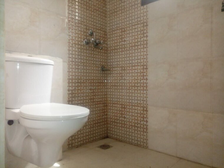 Bathroom, ml-73-avenue 1 Bedroom 550 Sq.Ft. Builder Floor In Sector 73 Noida 8787683
