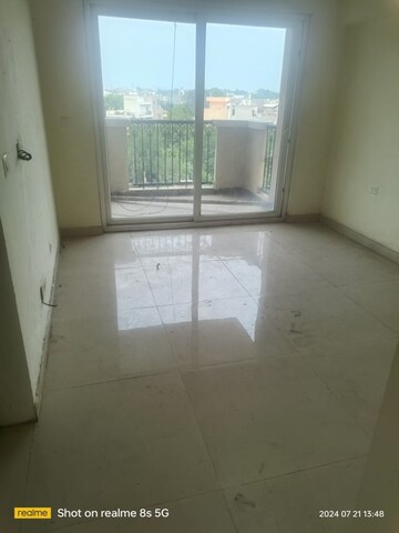 Room in 3 BHK Apartment at Shapoorji Pallonji Joyville Gurgaon, Sector 102 – for Sale