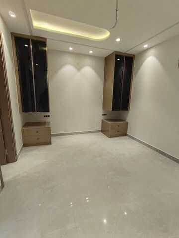 Room in 1 BHK Apartment at Agarwal Nagri, Vasai East – for Sale