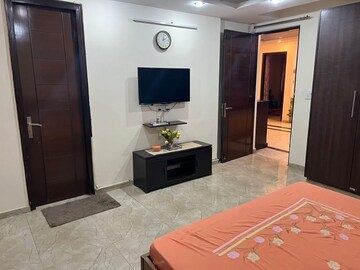Bedroom in 3 BHK Builder Floor at Omaxe Designer Villas Mayfield Garden, Sector 51 – for Rent