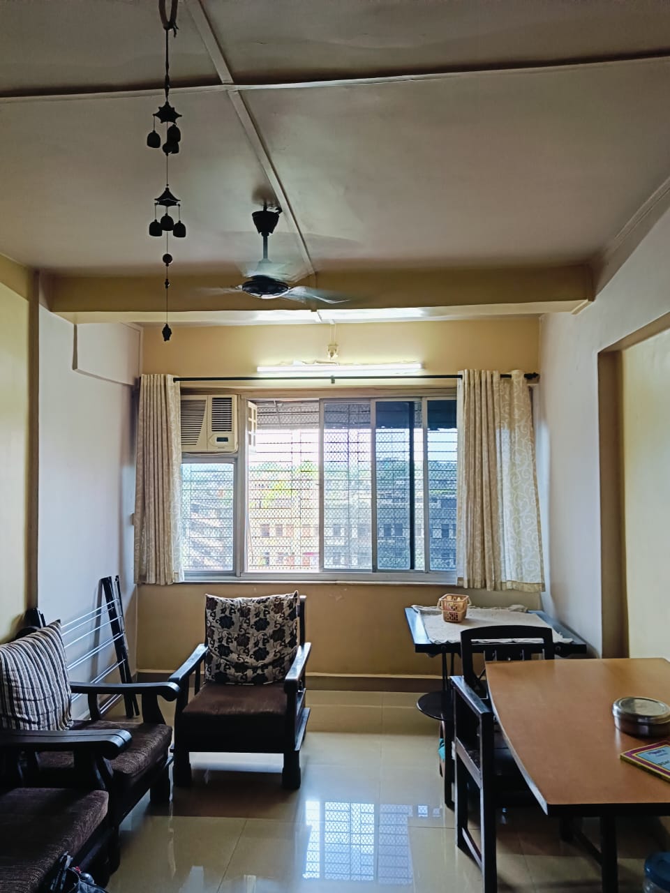 2 BHK Apartment For Rent in Dosti Estates