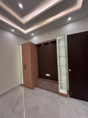 Room in 3 BHK Independent House at Jankipuram Extension – for Sale