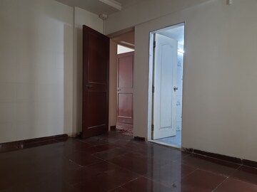Room in 3 BHK Apartment at Panchmukhi Apartment, Andheri West – for Sale