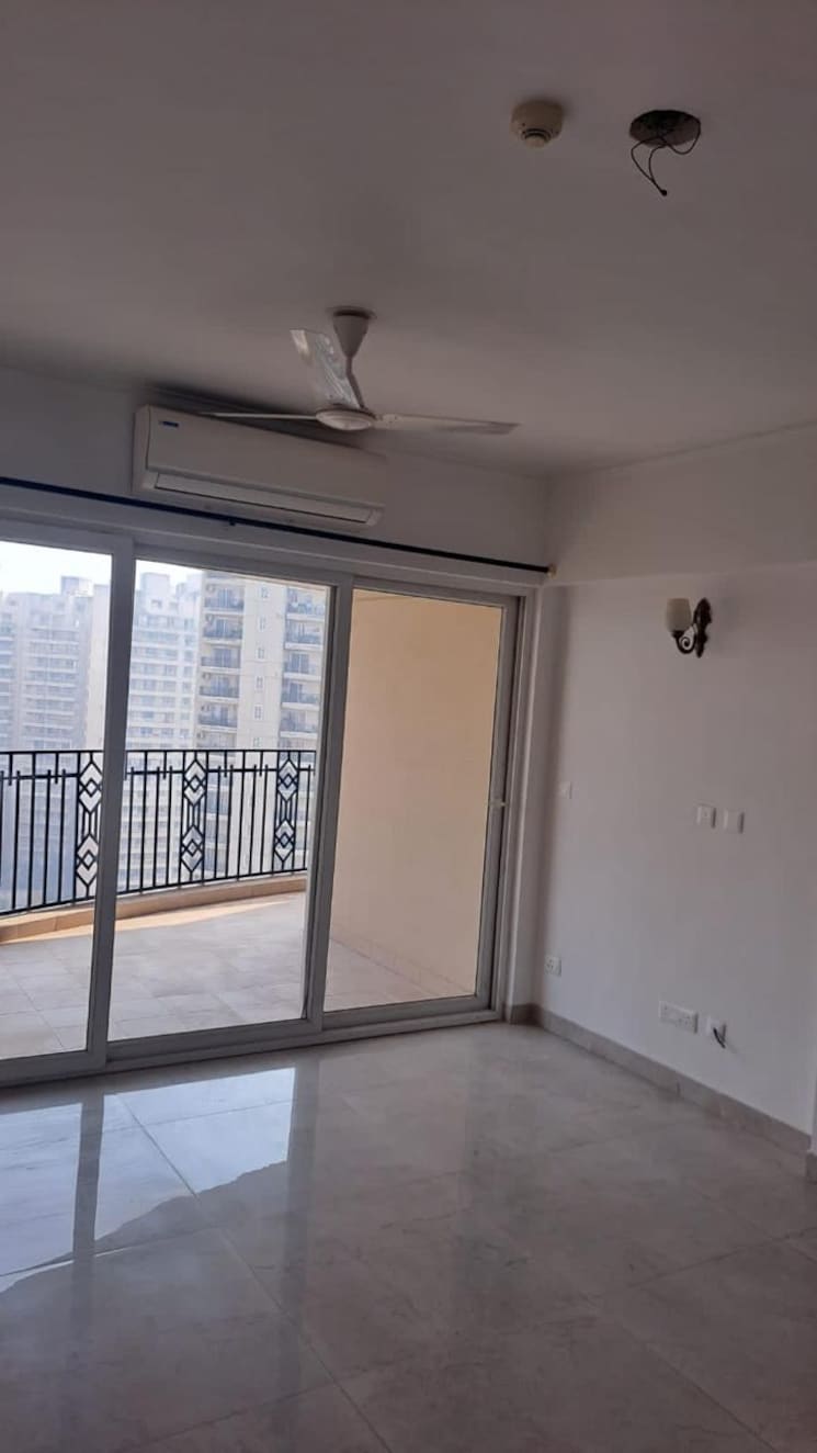 Room, shapoorji-pallonji-joyville-phase-2 3 Bedroom 1692 Sq.Ft. Apartment In Sector 102 Gurgaon 8787804