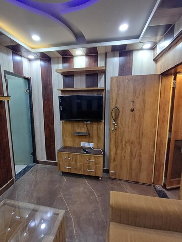Furnished Amenities in Studio Apartment at DLF One Midtown, Moti Nagar – for Rent