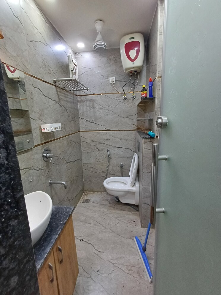 Master Bedroom, dlf-one-midtown Studio 300 Sq.Ft. Apartment In Moti Nagar Delhi 8787818