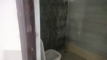 Bathroom in 1 RK Apartment at Alkapuri – for Rent