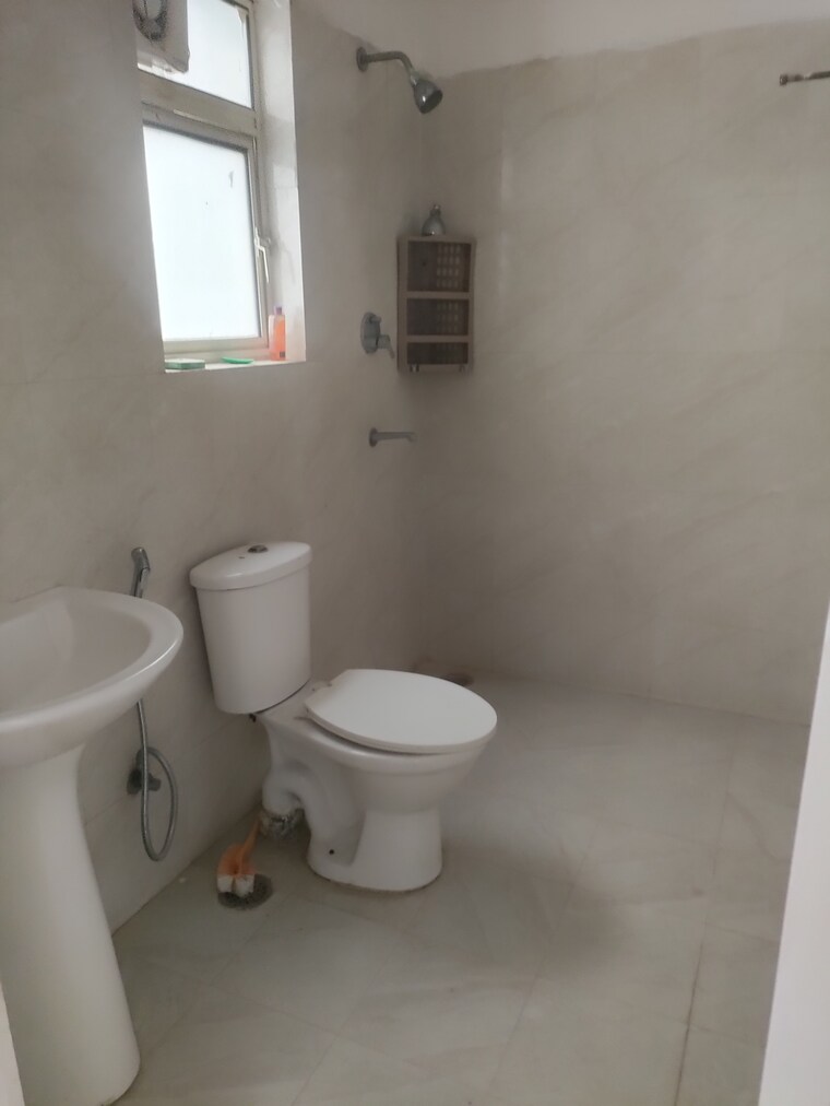 Bathroom, puri-aman-vilas 3 Bedroom 1500 Sq.Ft. Builder Floor In Sector 89 Faridabad 8787842