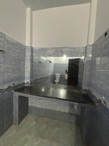 Kitchen in 2 BHK Independent House at Gomti Nagar – for Rent
