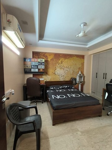 Bedroom in 2 BHK Apartment at Saket – for Rent
