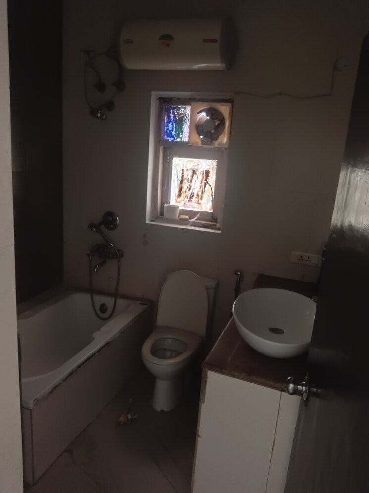 Bathroom, sheikh sarai 2 Bedroom 1100 Sq.Ft. Apartment In Sheikh Sarai Delhi 8787841