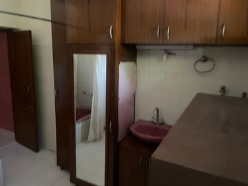 Kitchen in 4 BHK Builder Floor at Sector 35 – for Rent