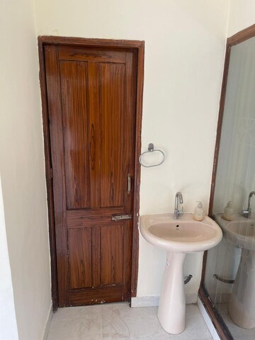Bathroom in 4 BHK Builder Floor at Sector 35 – for Rent