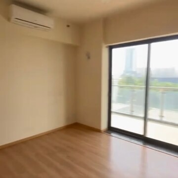 Room in 3 BHK Apartment at M3M Latitude, Sector 65 – for Rent