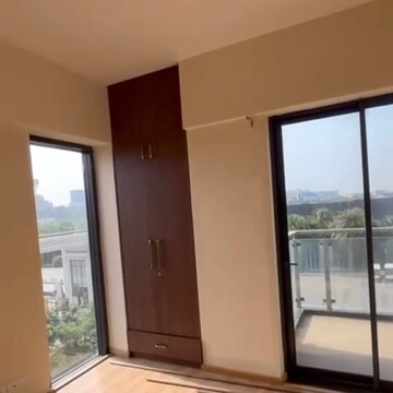 Room in 3 BHK Apartment at M3M Latitude, Sector 65 – for Rent