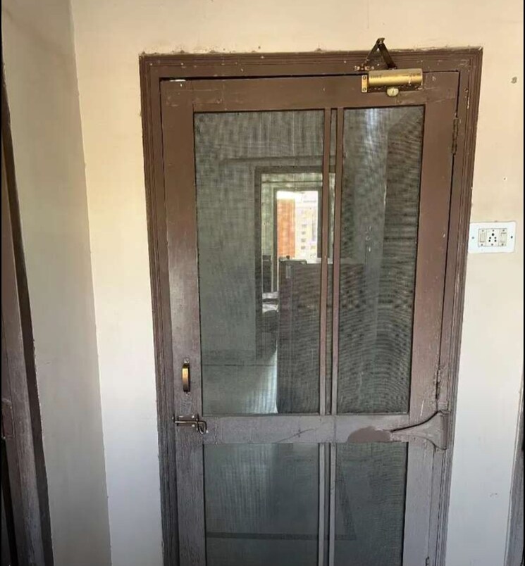 Bathroom, sector 37 2 Bedroom 1000 Sq.Ft. Builder Floor In Sector 37 Chandigarh 8787873