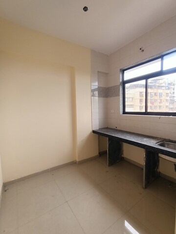 Room in 1 BHK Apartment at Dombivli West – for Rent