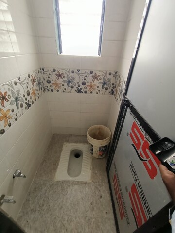 Bathroom in 1 BHK Apartment at Dombivli West – for Rent