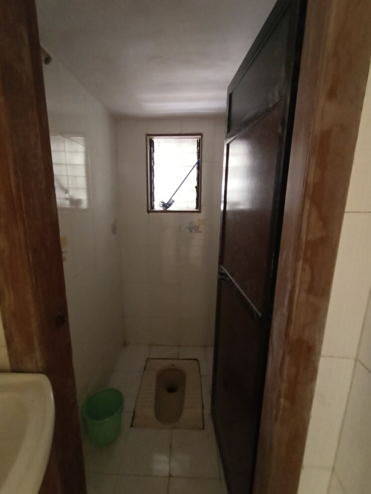 Bathroom, dombivli west 2 Bedroom 1000 Sq.Ft. Apartment In Dombivli West Thane 8787946
