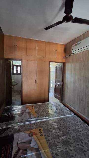 Kitchen in 1 BHK Builder Floor at Sector 38 – for Rent