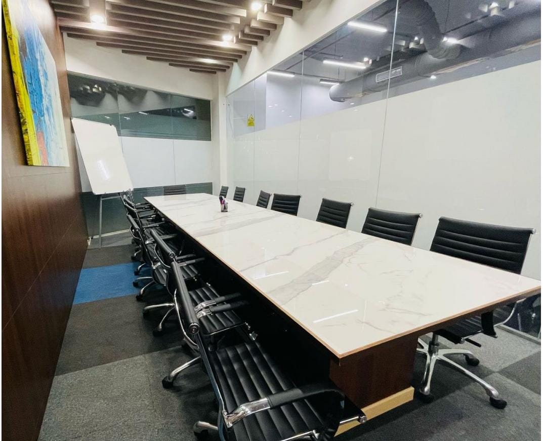 Office Space For Rent in Phoenix Paragon Plaza