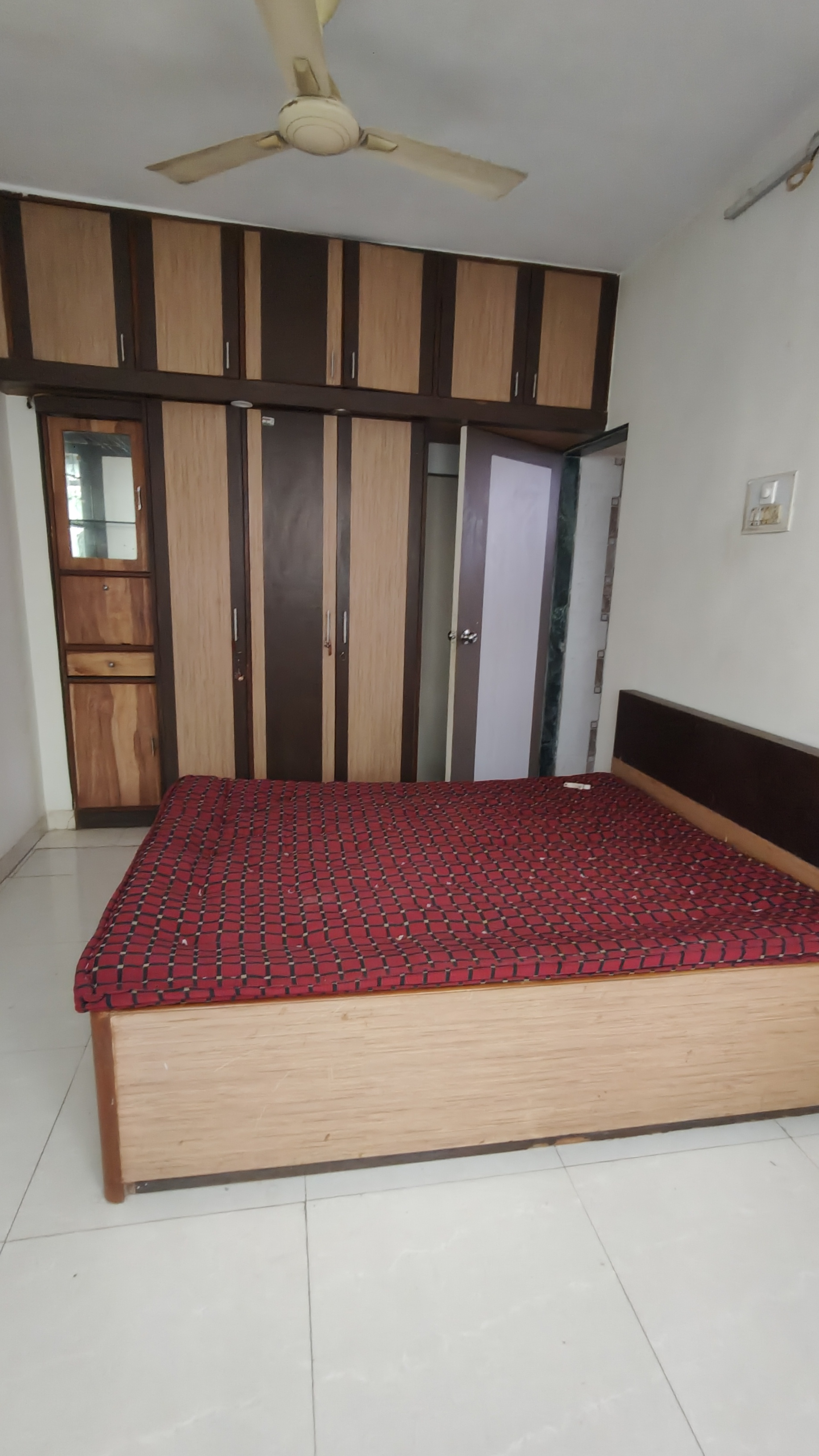 1 BHK 575 Sq.Ft. Apartment in Kshitij CHS