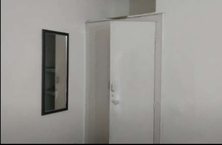 Room, sector 43 1 Bedroom 500 Sq.Ft. Builder Floor In Sector 43 Chandigarh 8787963