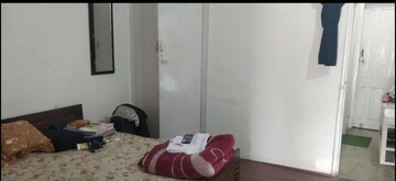Bathroom in 1 BHK Builder Floor at Sector 43 – for Rent