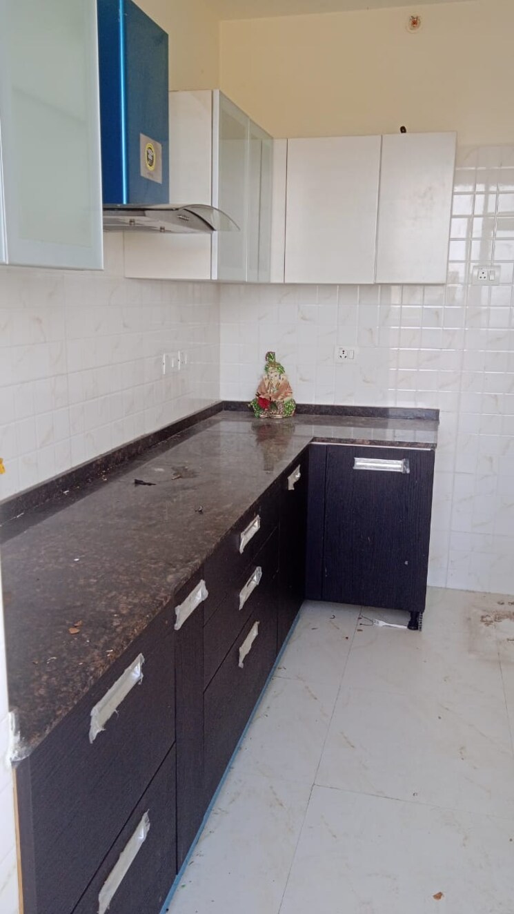 Kitchen, bestech-park-view-altura 3.5 Bedroom 2160 Sq.Ft. Apartment In Sector 79 Gurgaon 8787965