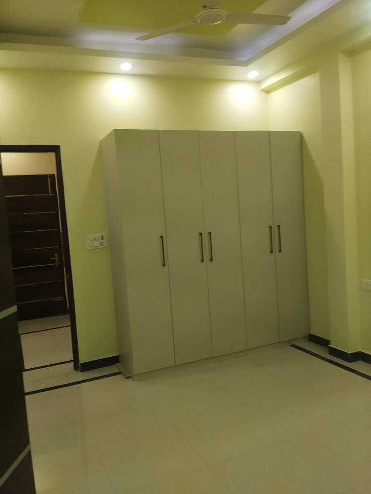 Room, gomti nagar 6 Bedroom 1250 Sq.Ft. Independent House In Gomti Nagar Lucknow 8788005