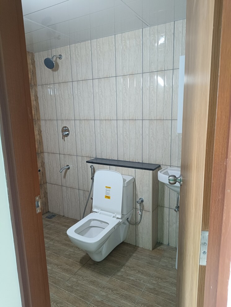 Bathroom, prestige-finsbury-park-regent 3 Bedroom 1431 Sq.Ft. Apartment In Bagaluru Bangalore 8788001