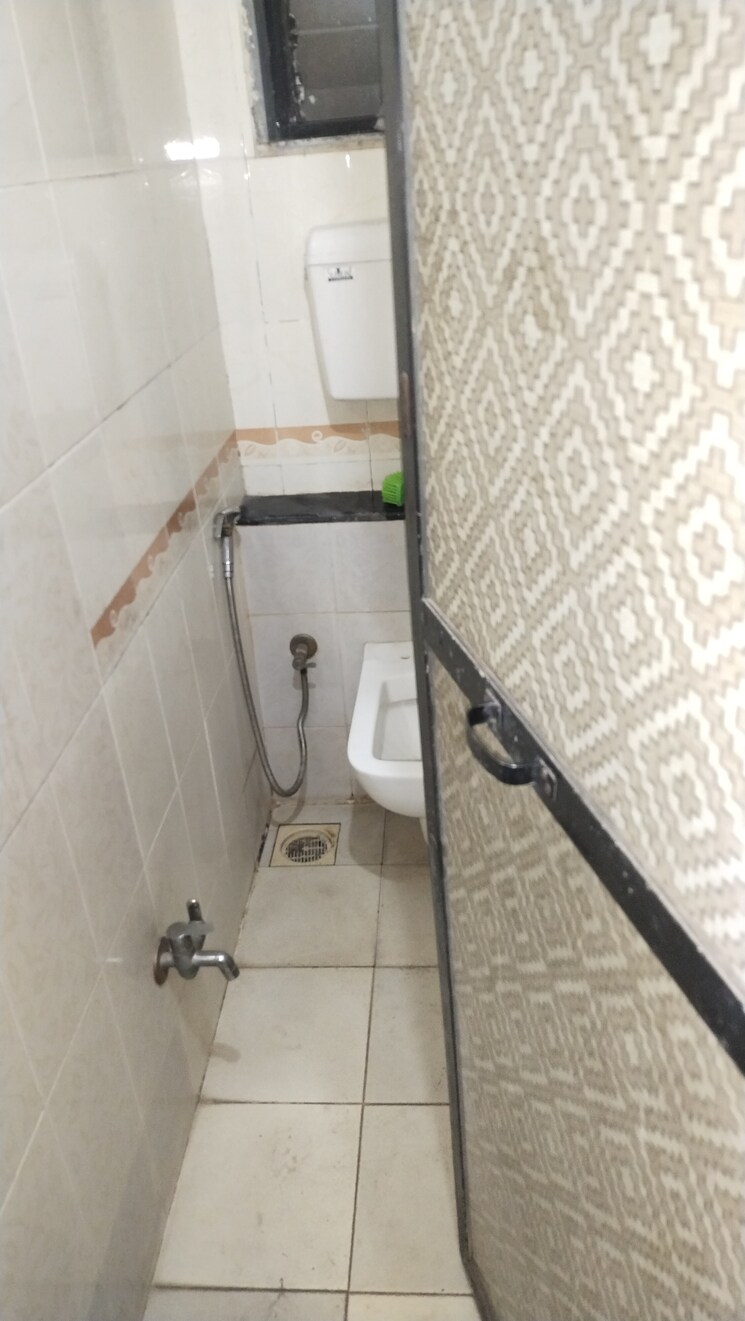 Bathroom, kharghar sector 11 1 Bedroom 700 Sq.Ft. Apartment In Kharghar Sector 11 Navi Mumbai 8788079