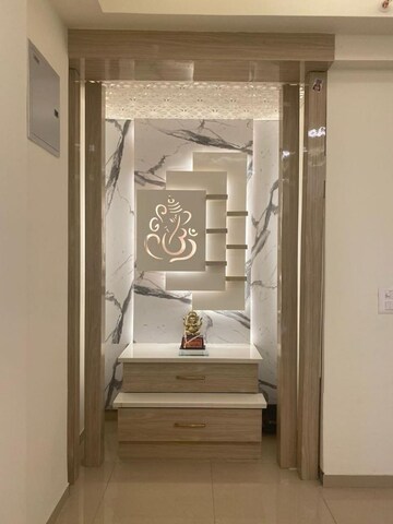 2.5 BHK Apartment For Sale in Max Towers, Sector 16b