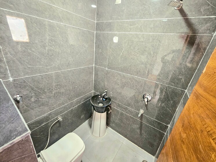 Bathroom, high ground 3 Bedroom 110 Sq.Yd. Builder Floor In High Ground Zirakpur 8788142