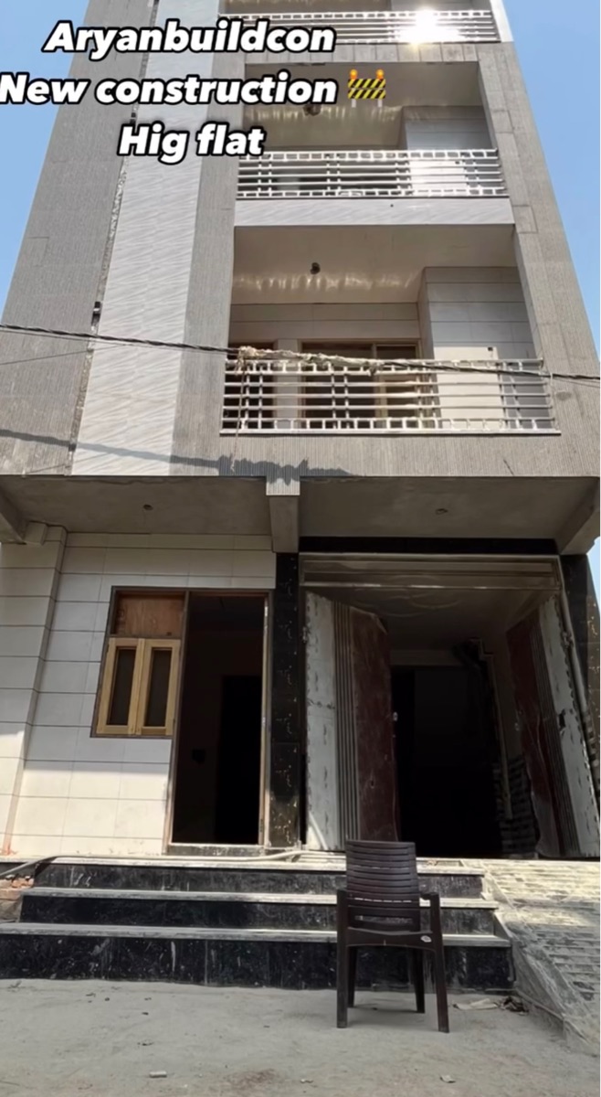 2 BHK + Pooja Room,Servant Room,Study Room,Extra Room Builder Floor For Sale in Akash Vihar