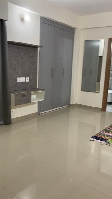 2.5 BHK Apartment For Rent in Max Towers, Sector 16b