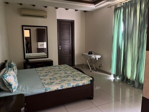 Living Room in 6+ BHK Independent House at Sector 16 – for Sale