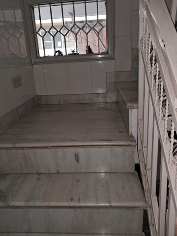 Staircase in 6+ BHK Independent House at Sector 21 – for Sale