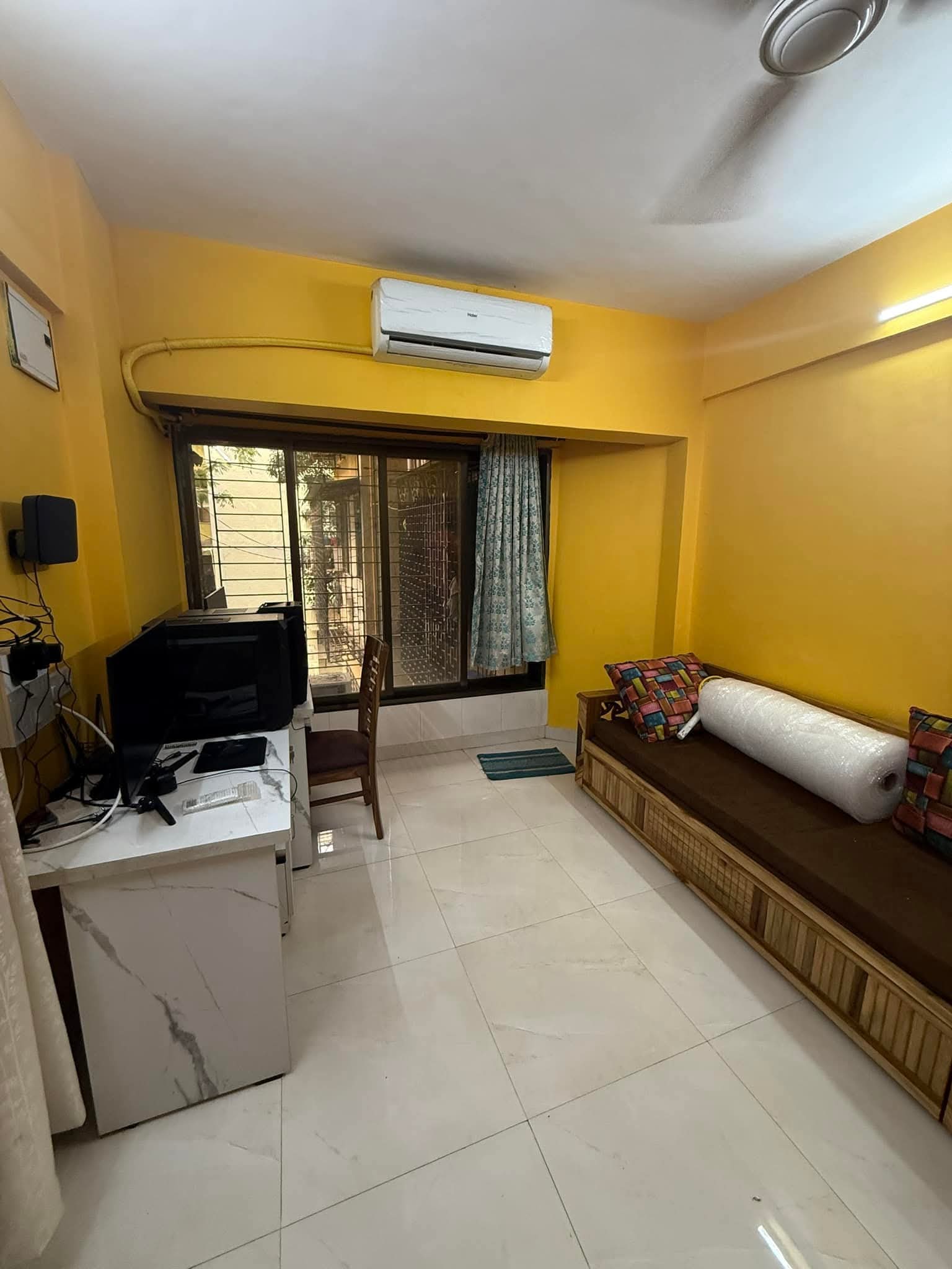 2 BHK Apartment For Rent in Aparna Chs