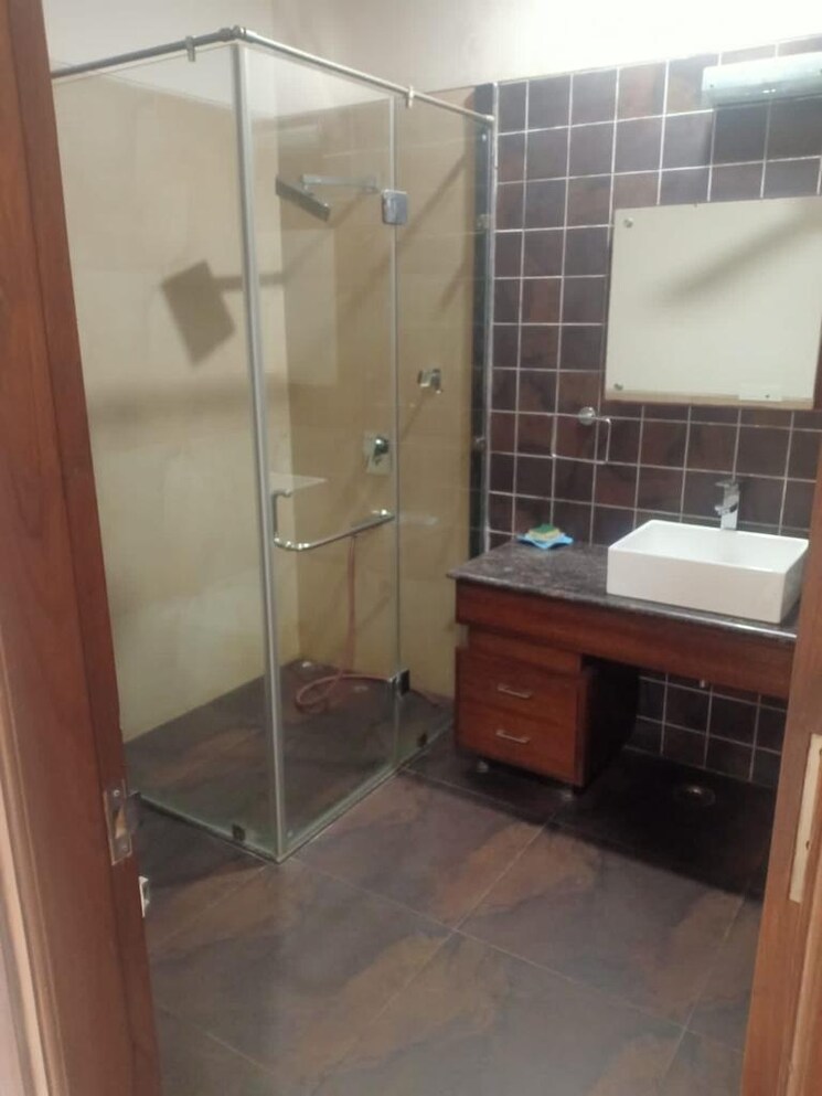 Bathroom, sector 21 3 Bedroom 2200 Sq.Ft. Builder Floor In Sector 21 Chandigarh 8788171