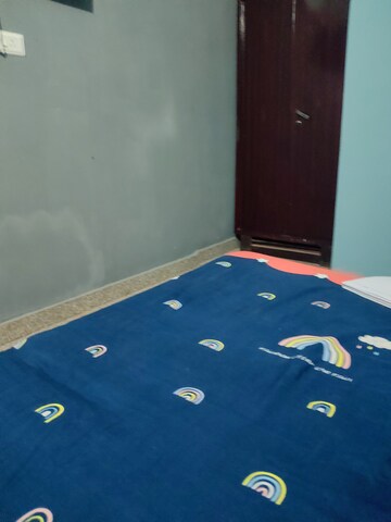 1 RK Builder Floor For Rent in Sector 23